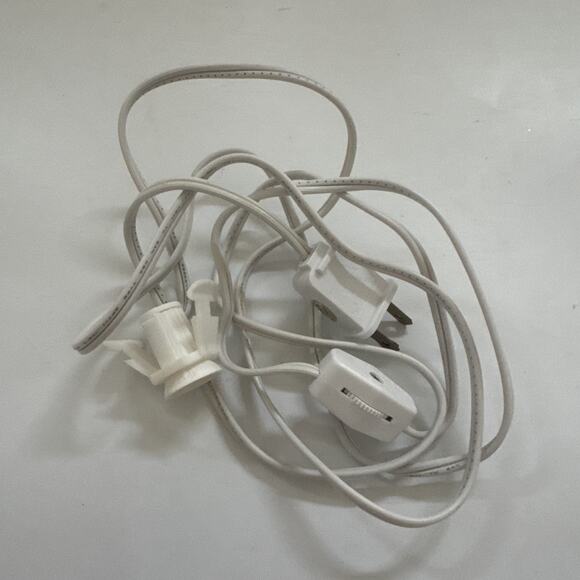 Dept 56 Snow Village J.‎ Young’s Granary #51497 Retired 1989 Christmas Houses - Picture 11 of 12